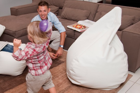 Poirò Maxi: il pouf pera gigante di Sofa Soft